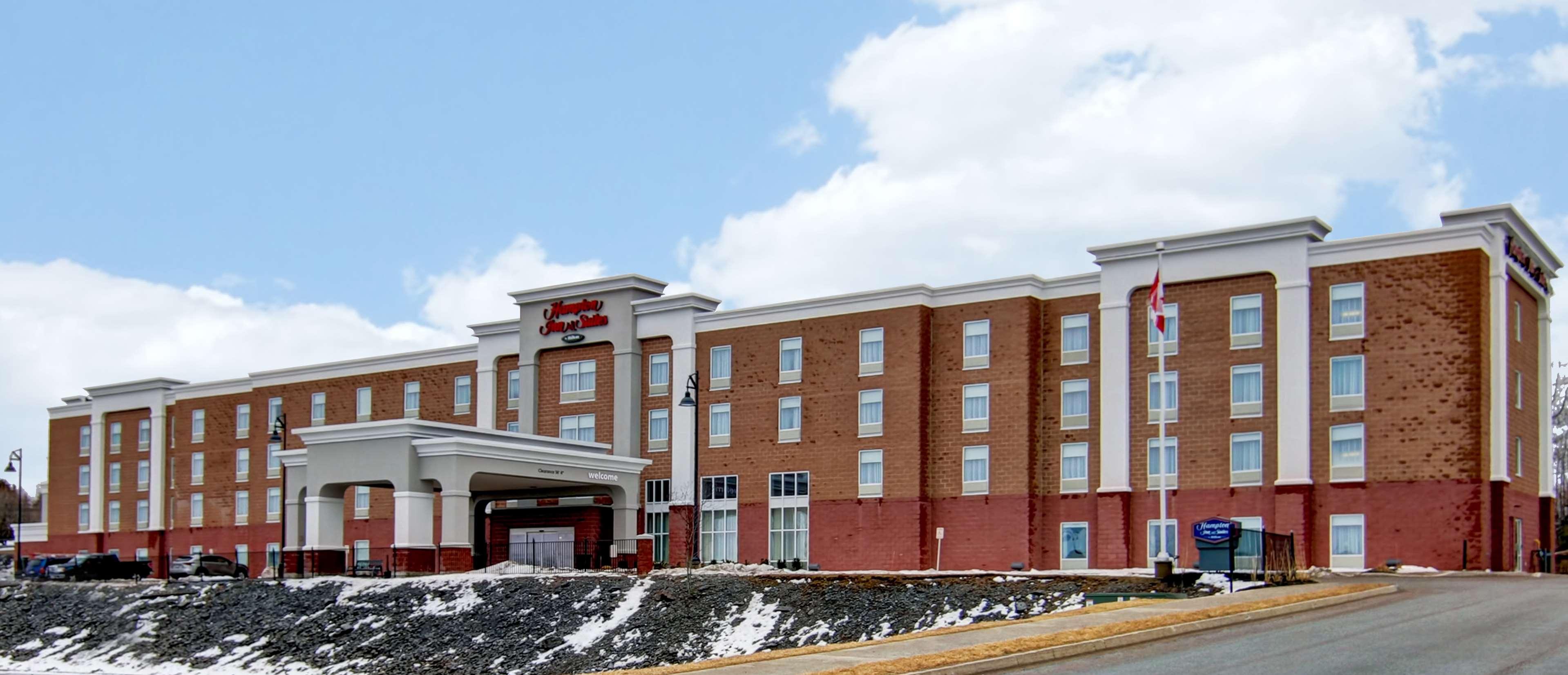 Hampton Inn & Suites Saint John Exteriör bild